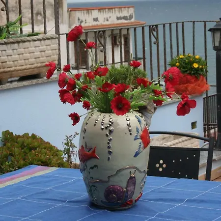 Aloha Apartment Giardini Naxos