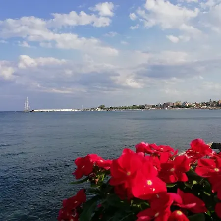 Aloha Appartement Giardini-Naxos