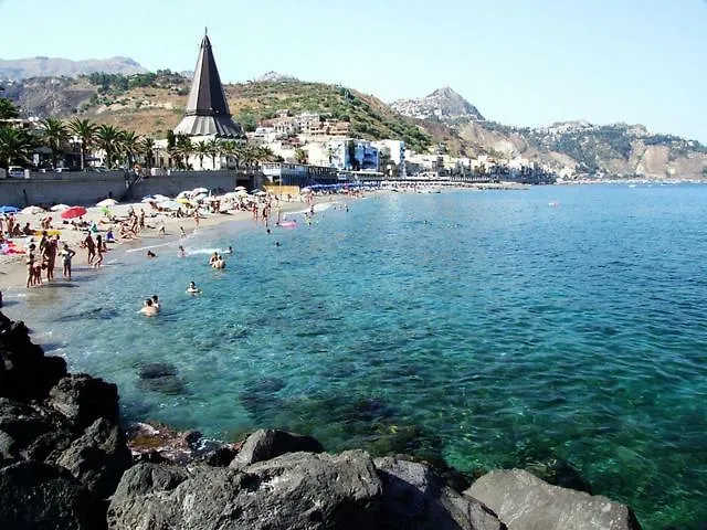 Aloha Giardini Naxos